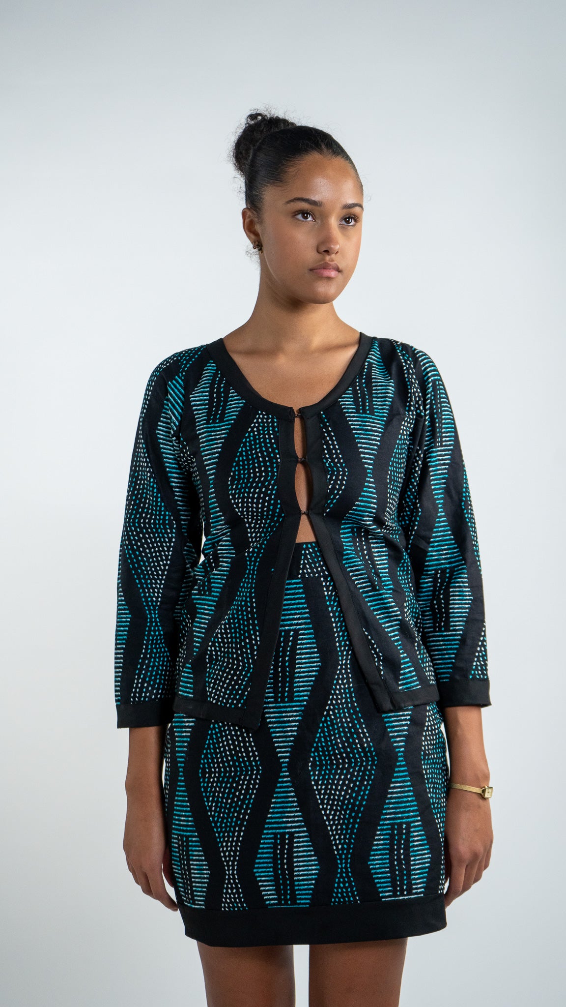 Haut Taly – Coton imprimé noir et turquoise